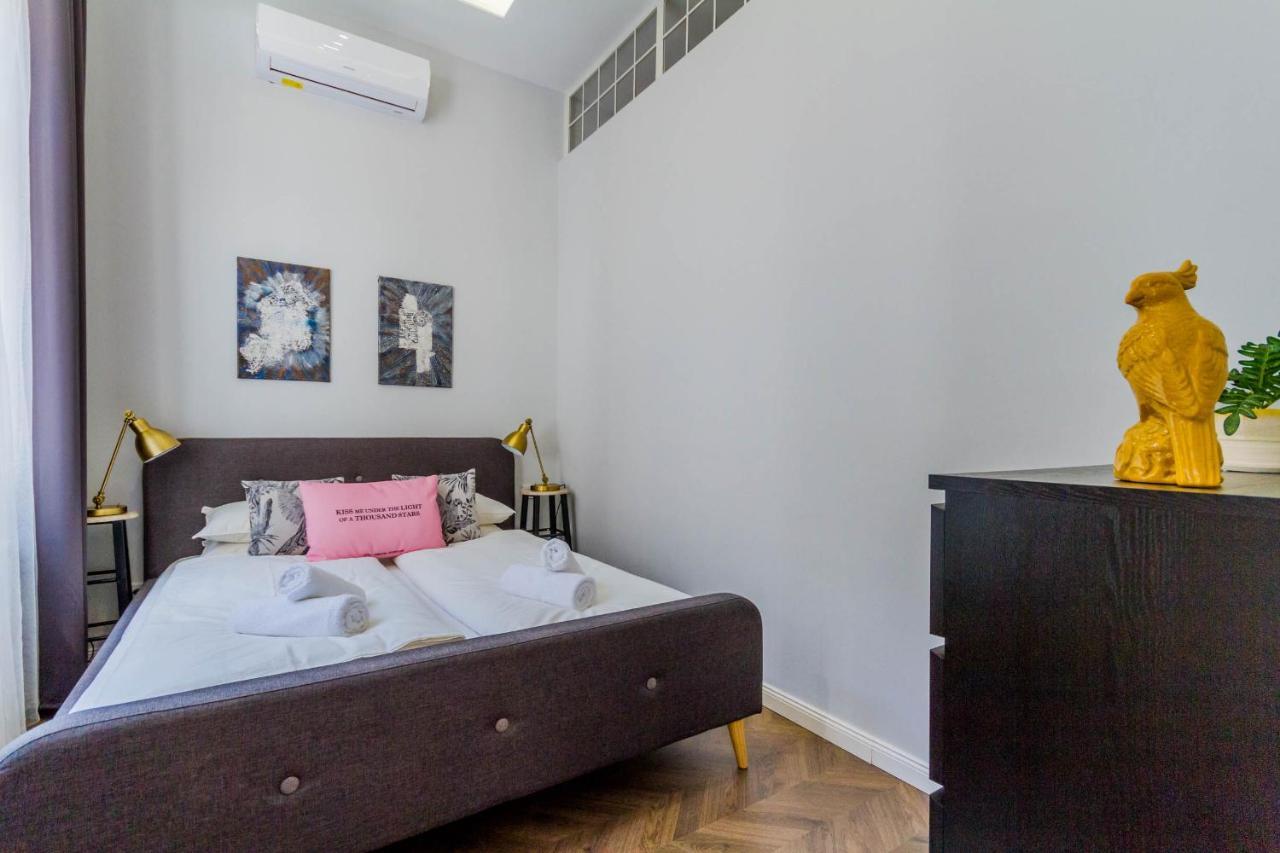 Apartman Bengt Kiraly Str. *