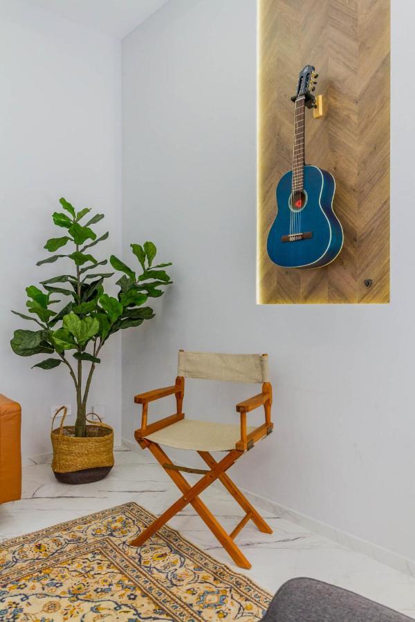 Bengt Kiraly Str. Apartamento *