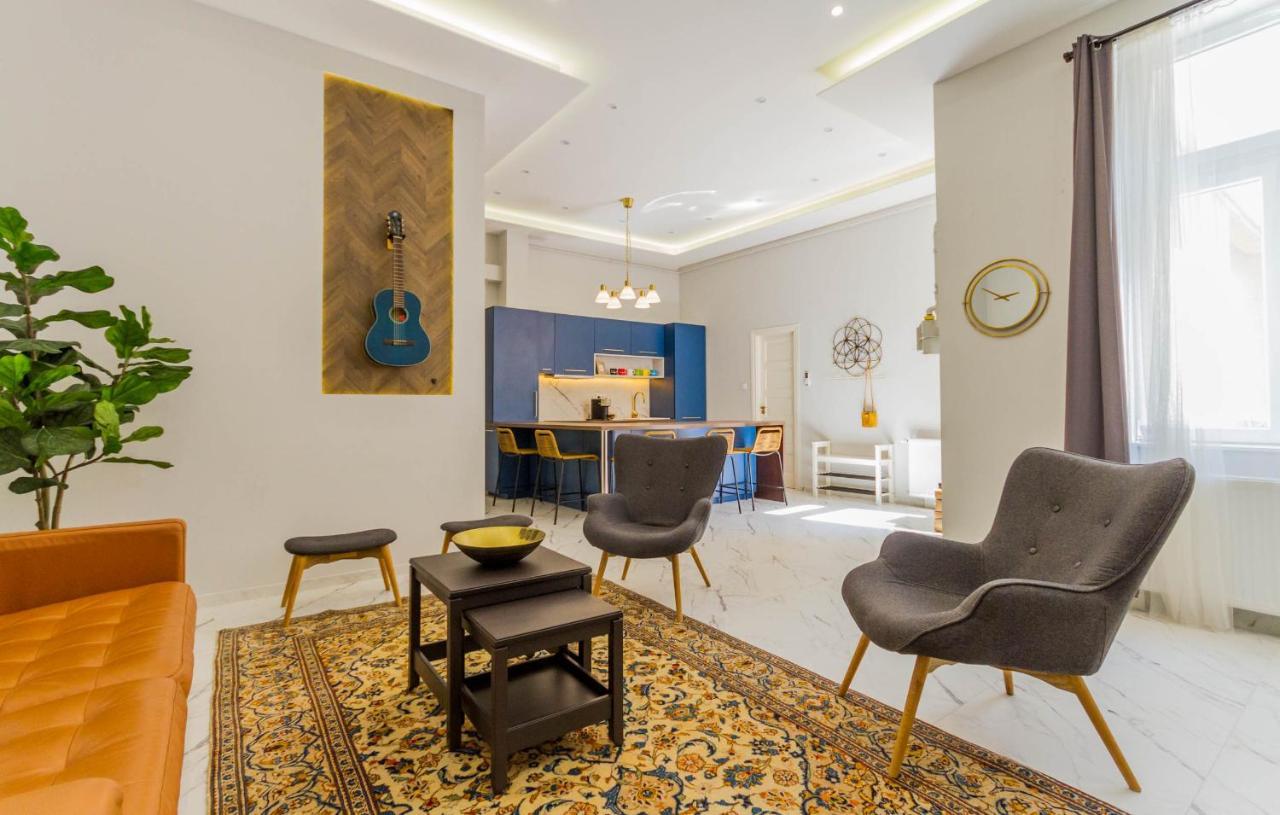 Apartman Bengt Kiraly Str. *